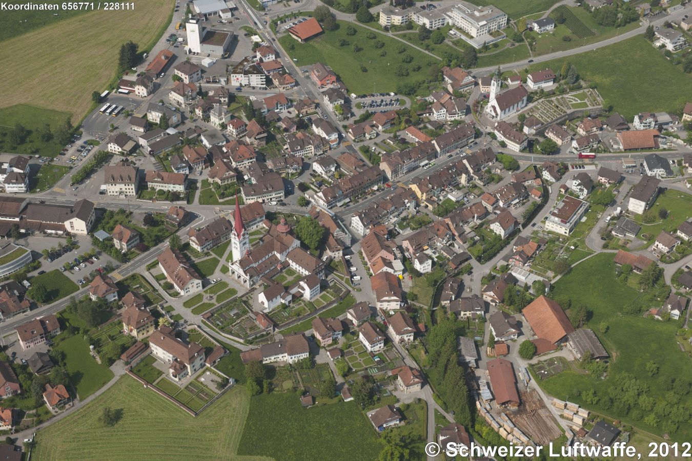 Beromünster: Altstadt mit Stiftsbezirk (Chorherrenstift St. Michael) und Pfarrkirche St. Stephan